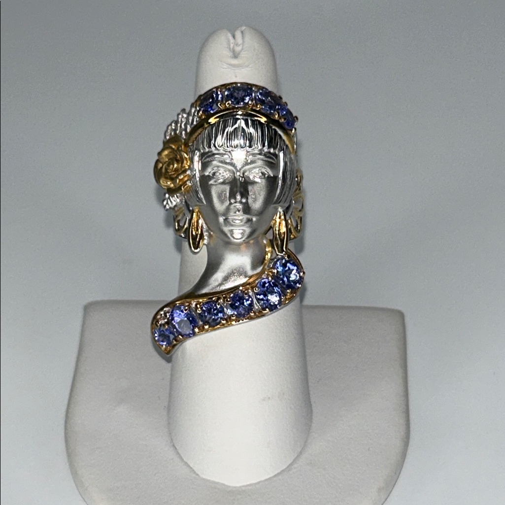 Nwot Beautiful Woman Sterling Silver Gold Accent Genuine Tanzanite Gemstone Ring